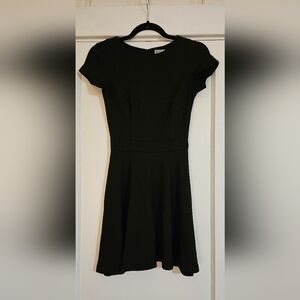 Heloise Fashion Fit & Flare Blk Dress. Zip Back Size XS